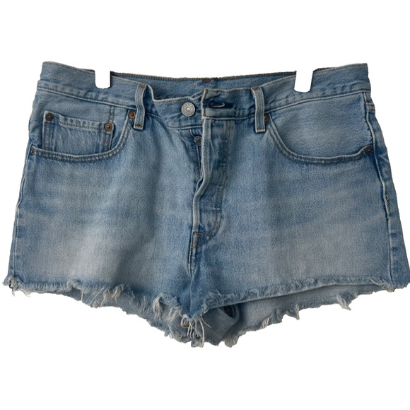 Levis Womens 501 Jean Cutoff Shorts Size 32 Raw Hem Button Fly Booty Denim A38 - Picture 1 of 7